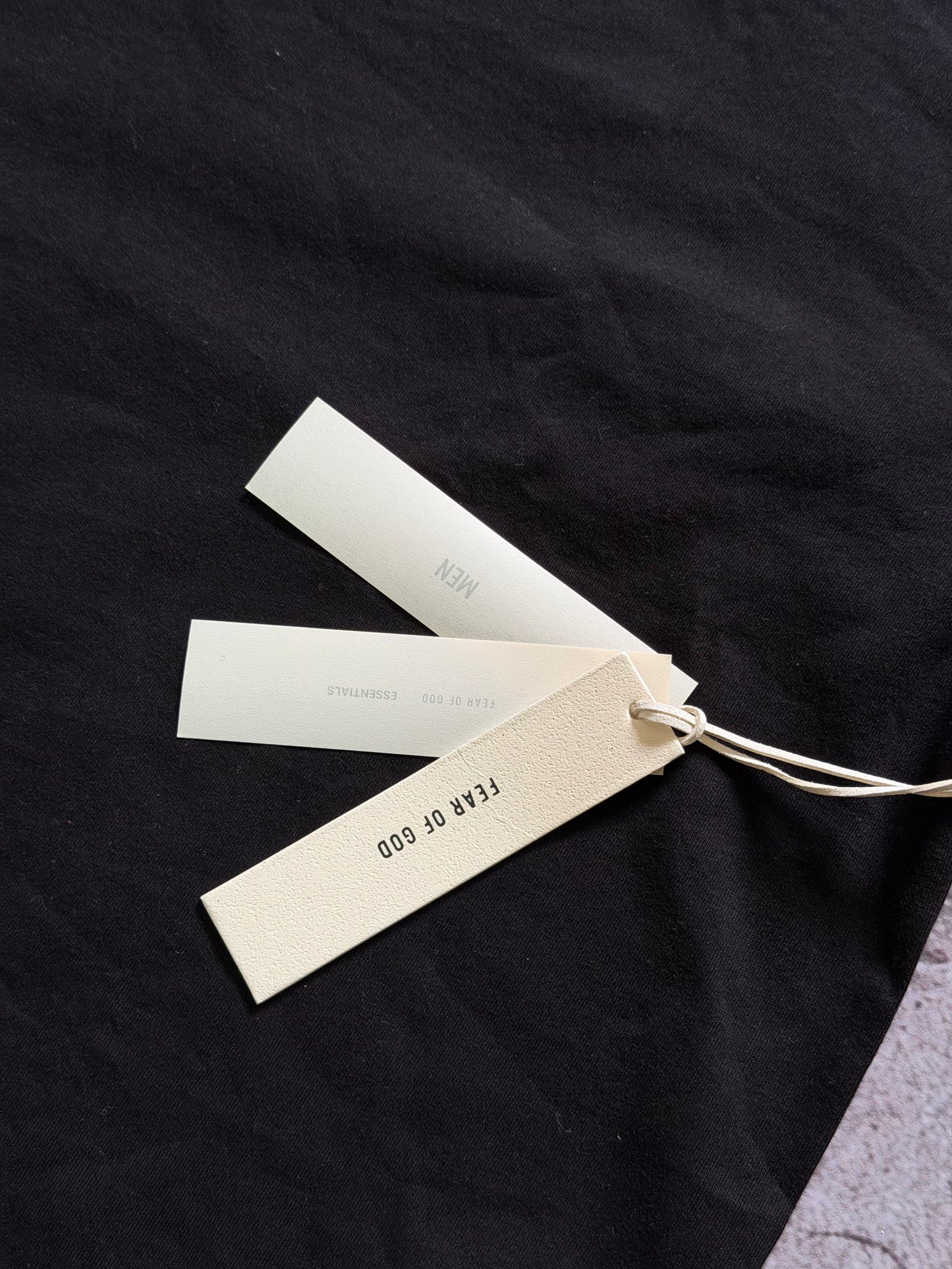 Essentials Tee Dark SS25