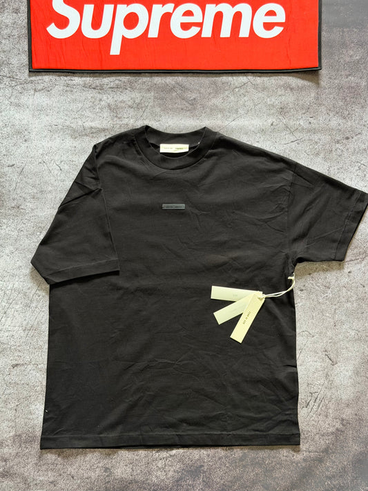 Essentials Tee Dark SS25